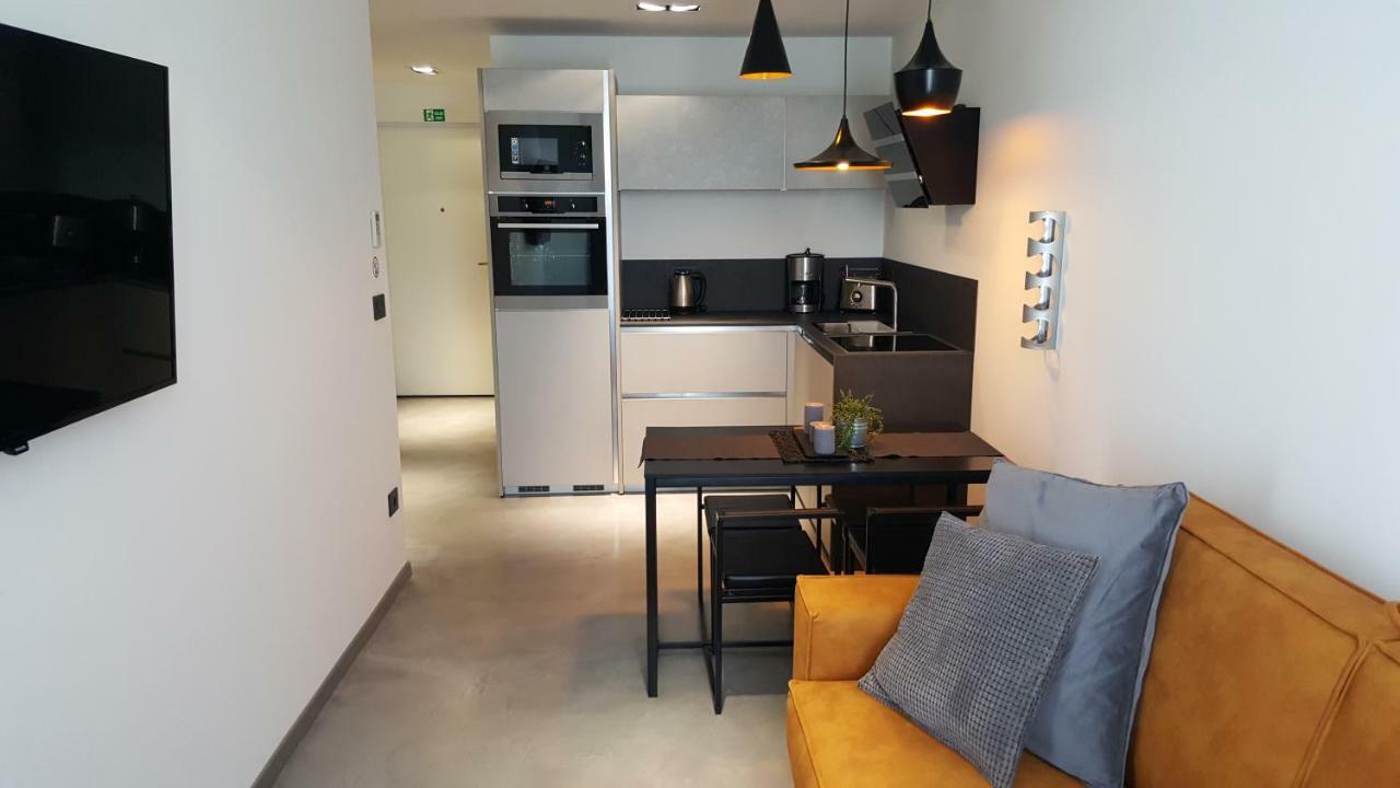 Apartman Vip, With Free Garage Parking Pula Dış mekan fotoğraf