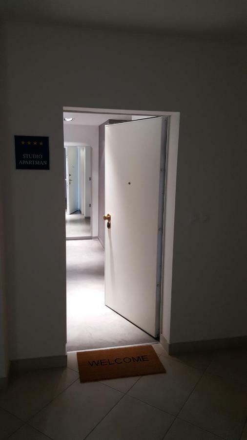 Apartman Vip, With Free Garage Parking Pula Dış mekan fotoğraf