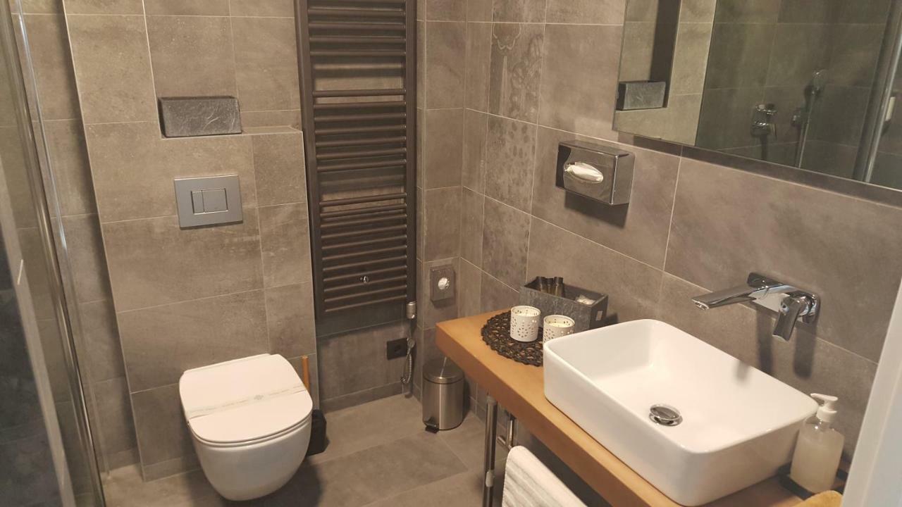 Apartman Vip, With Free Garage Parking Pula Dış mekan fotoğraf